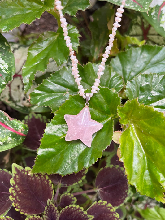 rose quartz and pearl superstarlet necklace